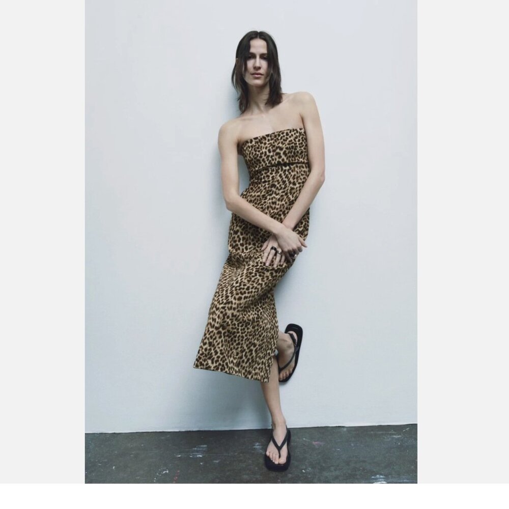 Brand New Zara strapless leopard print midi dress, Fits XS-M sizes,